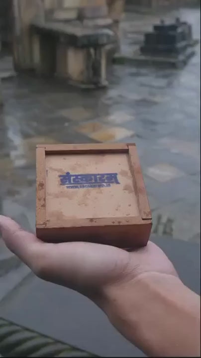 Original 5 Mukhi Modern Rudraksha Bracelet With Gold Plating.